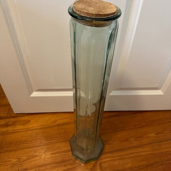 Amazon.com: Mud Pie Recycled Green Spanish Rounded Small  La Mediterranea Recycled Green Glass Handblown Vase 58cm